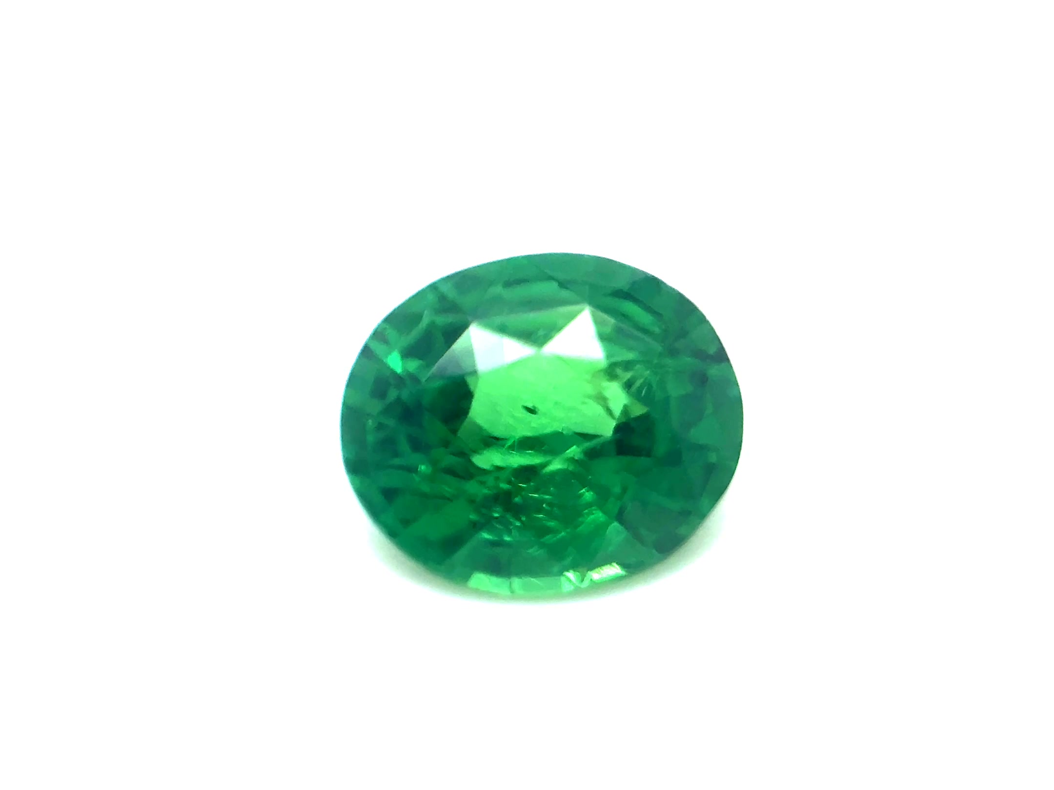 1.1ct Vivid Green Garnet VVS Oval Shape (6.91x5.91x3.82 mm) Unheated gemstone from Sri Lanka