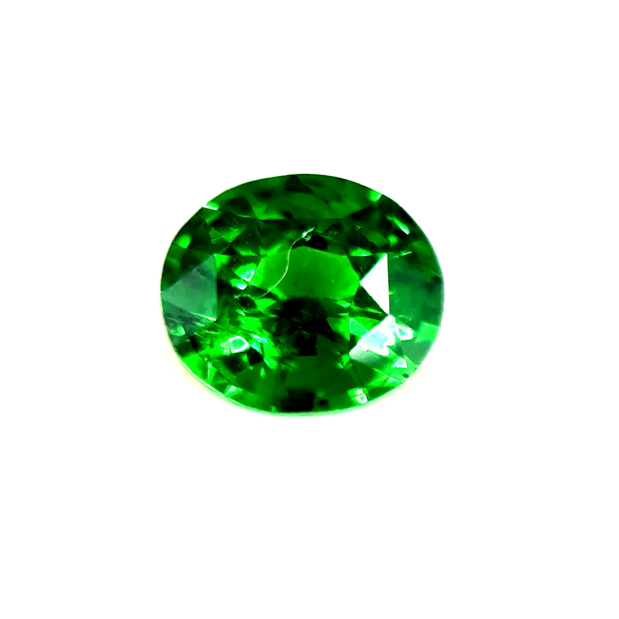 1.1ct Vivid Green Garnet VVS Oval Shape (6.91x5.91x3.82 mm) Unheated gemstone from Sri Lanka