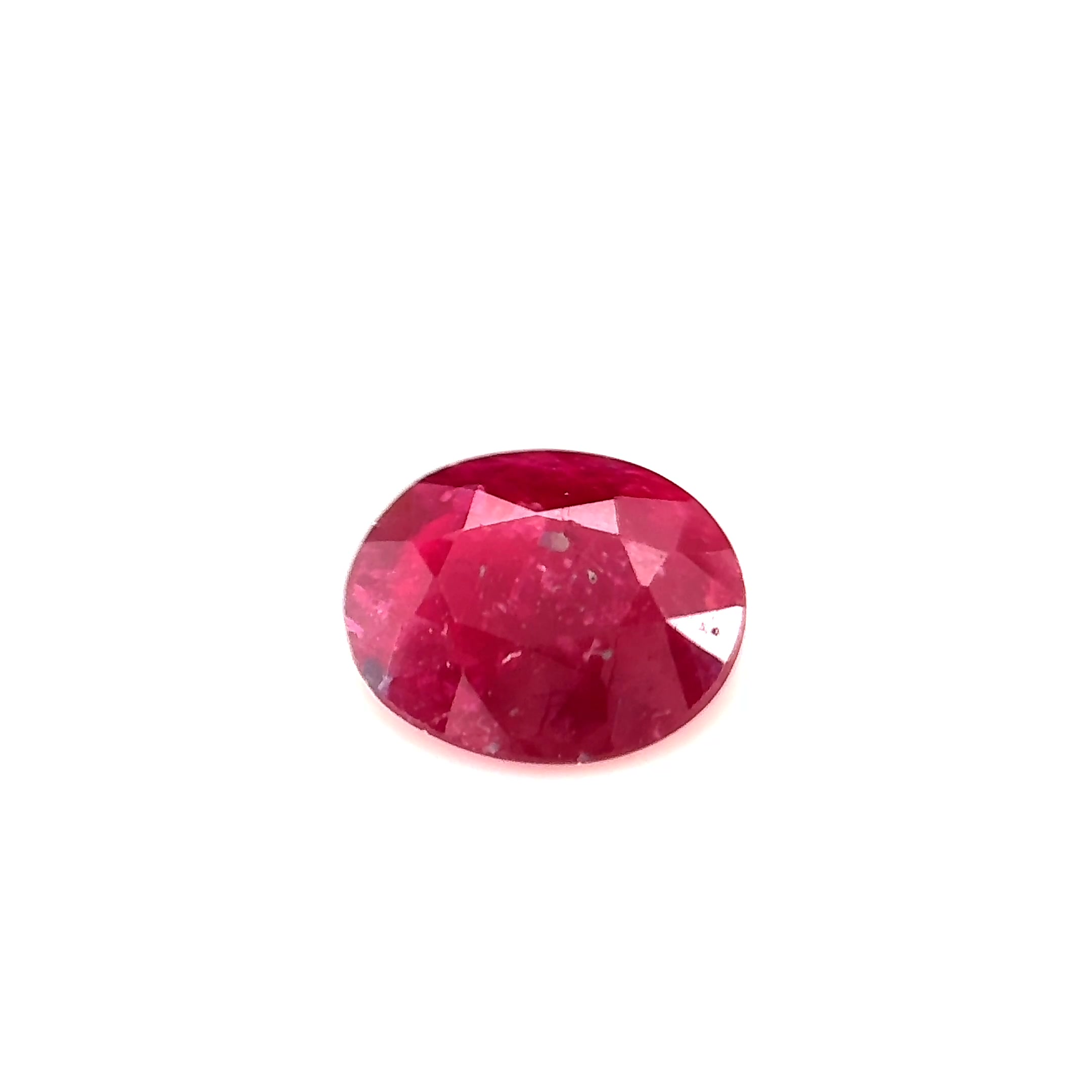0.95ct Red Ruby Vs Oval Shape (6.8x5.7x2.5 mm) UNHEATED gemstone from Ceylon