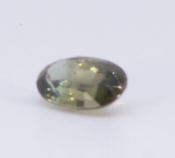 1.5ct Green Garnet Feather Oval Shape (8.9x5.3x3.5 mm) Unheated gemstone from Sri Lanka