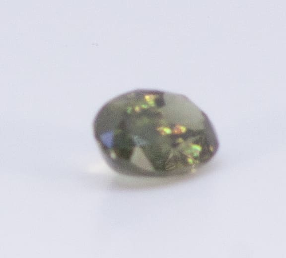 1.5ct Green Garnet Feather Oval Shape (8.9x5.3x3.5 mm) Unheated gemstone from Sri Lanka