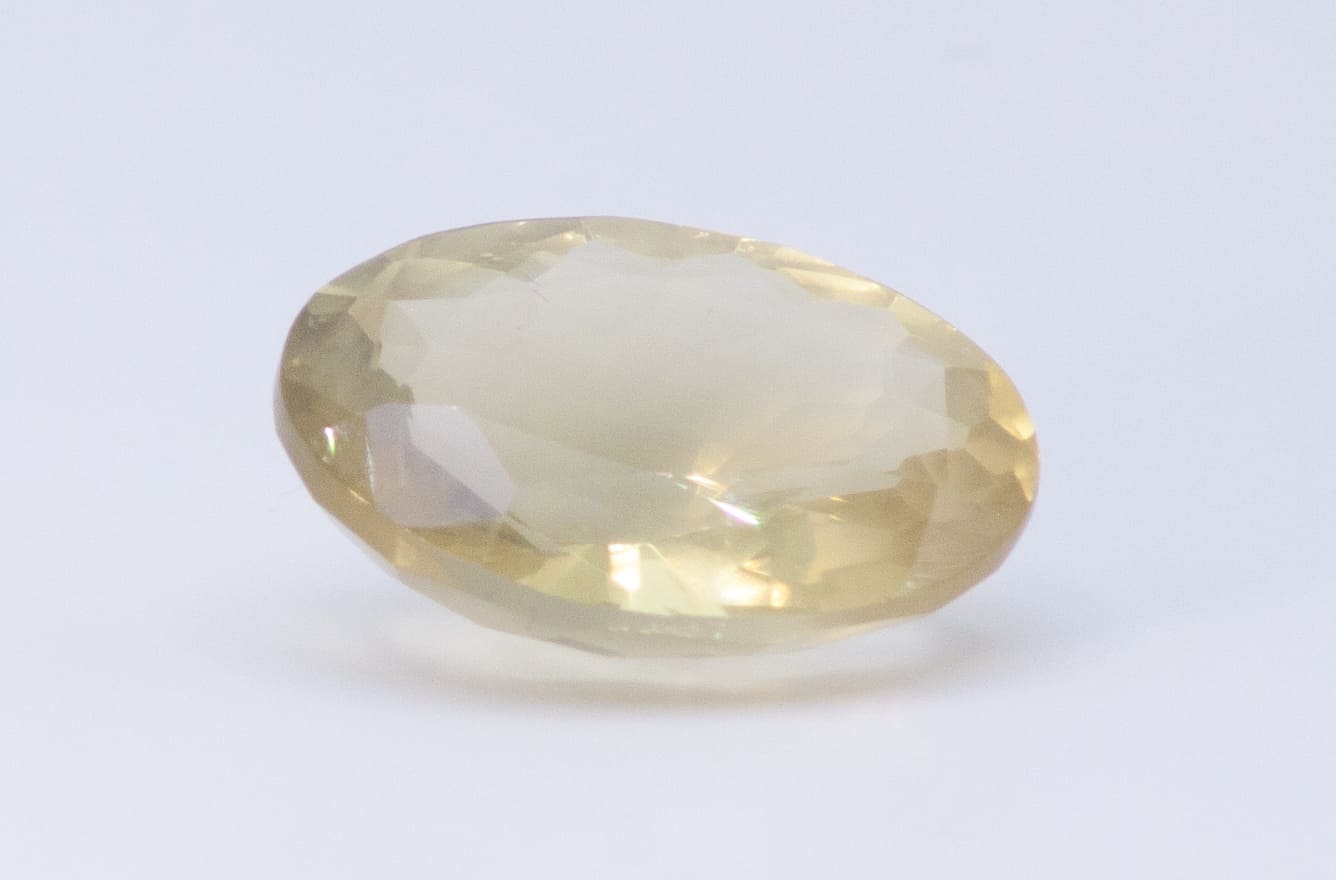 14ct Lemon Chiffon Quartz VVS Oval Shape (19.4x14.8x8.6 mm) Unheated gemstone from Sri Lanka