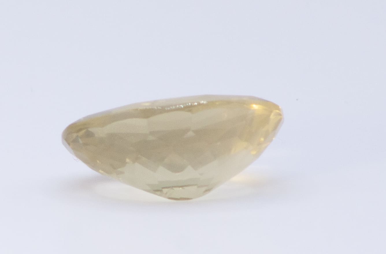 14ct Lemon Chiffon Quartz VVS Oval Shape (19.4x14.8x8.6 mm) Unheated gemstone from Sri Lanka