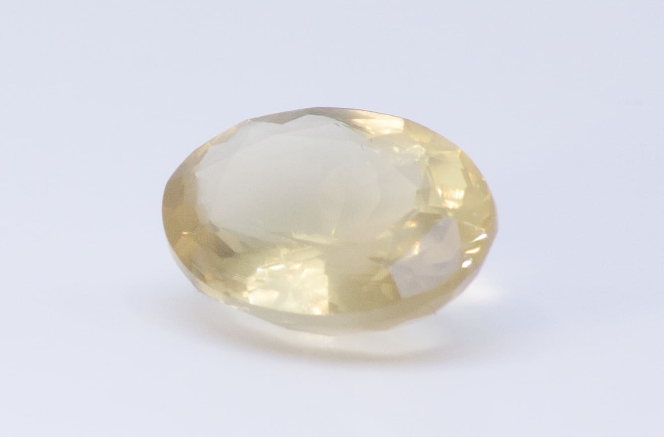 14ct Lemon Chiffon Quartz VVS Oval Shape (19.4x14.8x8.6 mm) Unheated gemstone from Sri Lanka