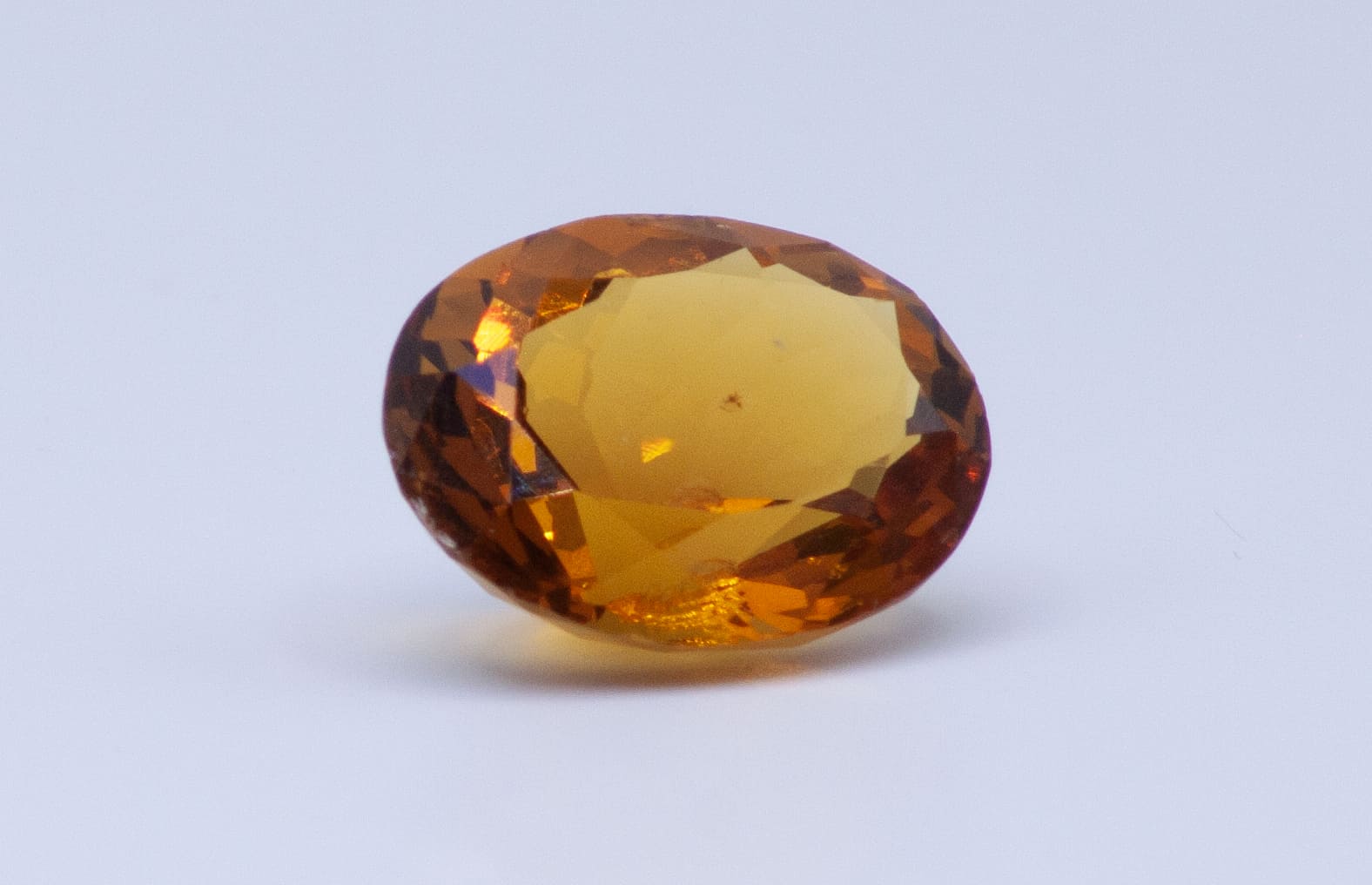 14ct Orange Garnet VVS Oval Shape (18.9x14.5x10.2 mm) Unheated gemstone from Sri Lanka