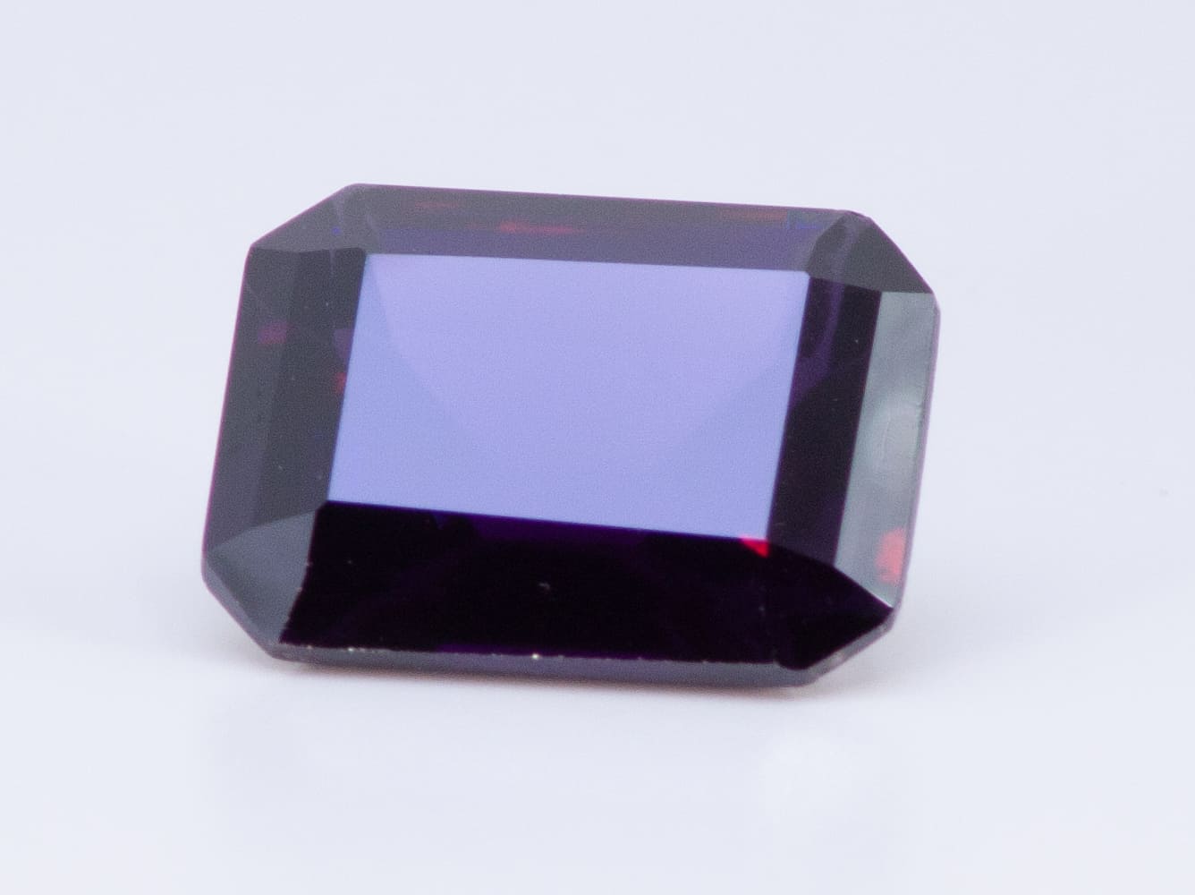 43ct Purple Garnet VVS Emerald Shape (20x15.9x8.7 mm) Unheated gemstone from Sri Lanka