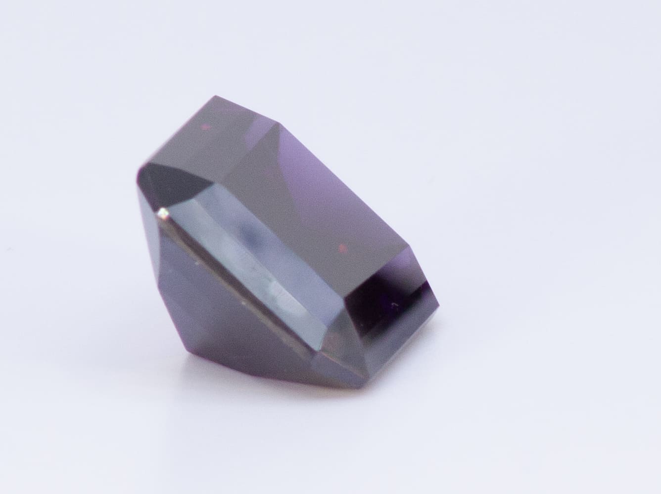 43ct Purple Garnet VVS Emerald Shape (20x15.9x8.7 mm) Unheated gemstone from Sri Lanka