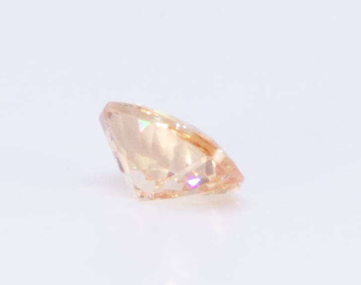 3ct Pale Goldenrod Tourmaline VVS1 Oval Shape (8.9x6.8x4.3 mm) Unheated gemstone from Sri Lanka