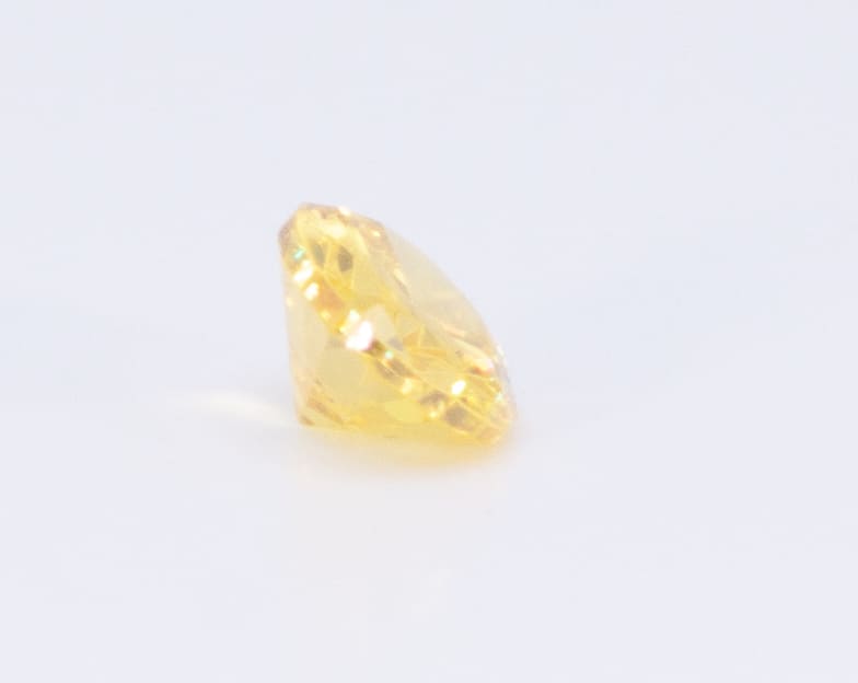 3ct Yellow Sinhalite VVS1 Oval Shape (8.9x6.8x4.2 mm) Unheated gemstone from Sri Lanka