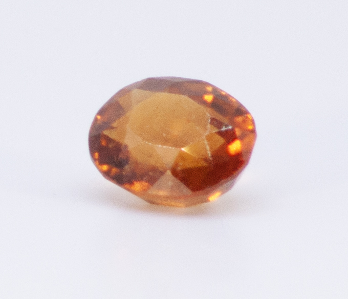 2.5ct Orange Citrine VVS1 Oval Shape (8.6x7.3x4.7 mm) Unheated gemstone from Sri Lanka