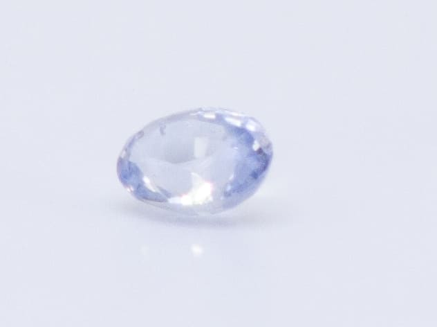 0ct Light Blue Sapphire VVS Oval Shape (6x4.5x3.2 mm) Unheated gemstone from Sri Lanka