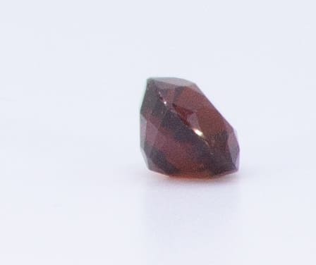 2.5ct Dark Orange Citrine VVS Oval Shape (7.6x7.3x5.3 mm) Unheated gemstone from Sri Lanka