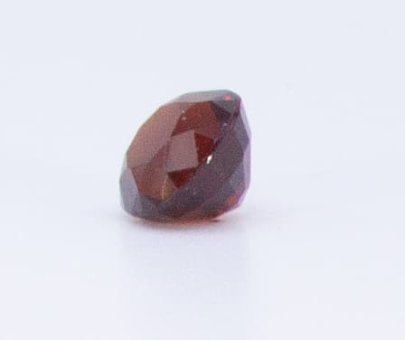 2.5ct Dark Orange Citrine VVS Oval Shape (7.6x7.3x5.3 mm) Unheated gemstone from Sri Lanka