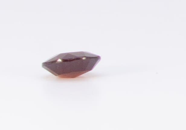 2ct Red Tourmaline VVS Round Shape (8.1x0x3.5 mm) Unheated gemstone from Sri Lanka