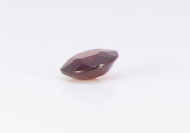 2ct Red Tourmaline VVS Round Shape (8.1x0x3.5 mm) Unheated gemstone from Sri Lanka