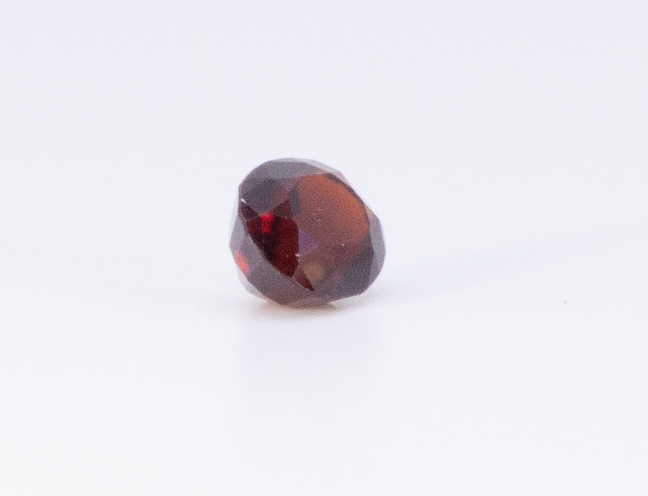 2.5ct Dark Orange Citrine VVS Oval Shape (8.5x6.9x5.2 mm) Unheated gemstone from Sri Lanka