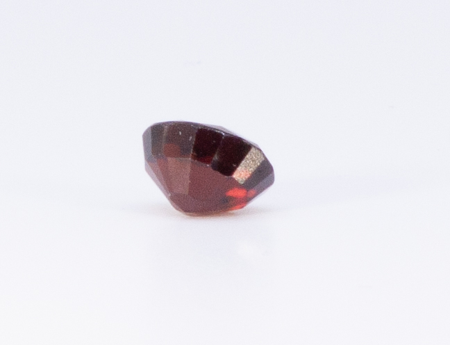 2.5ct Dark Orange Citrine VVS Oval Shape (8.5x6.9x5.2 mm) Unheated gemstone from Sri Lanka