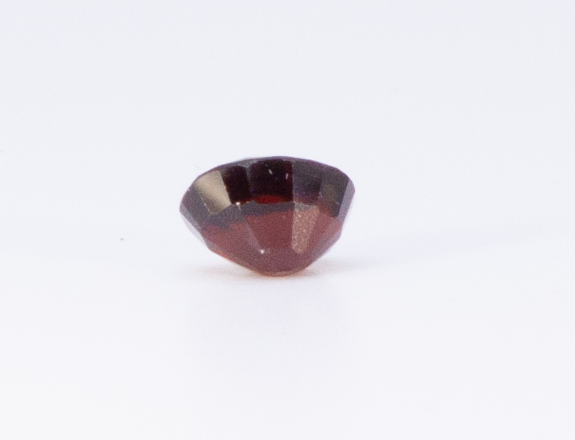 2.5ct Dark Orange Citrine VVS Oval Shape (8.5x6.9x5.2 mm) Unheated gemstone from Sri Lanka