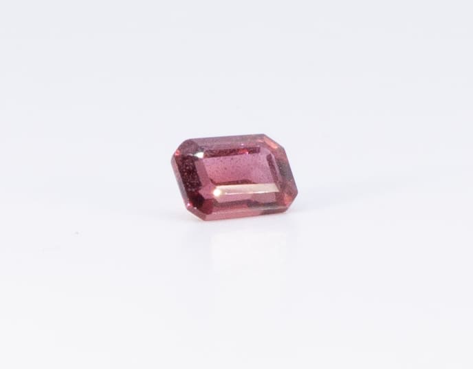 1.5ct Pink Tourmaline SI1 Emerald Shape (7.2x5.3x3.8 mm) Unheated gemstone from Sri Lanka