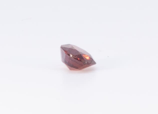 1.5ct Deep Pink Tourmaline VVS1 Oval Shape (8.4x6.5x3.7 mm) Unheated gemstone from Sri Lanka