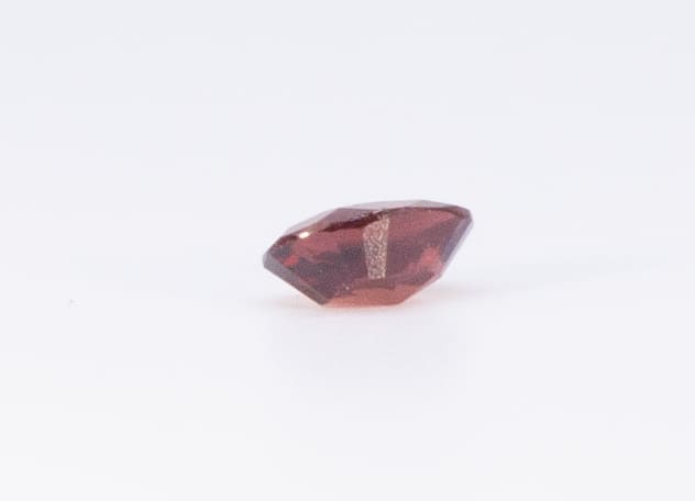 1.5ct Deep Pink Tourmaline VVS1 Oval Shape (8.4x6.5x3.7 mm) Unheated gemstone from Sri Lanka