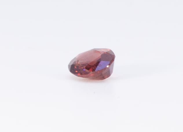 1.5ct Deep Pink Tourmaline VVS1 Oval Shape (8.4x6.5x3.7 mm) Unheated gemstone from Sri Lanka