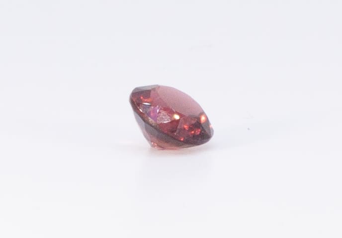 2.5ct Pink Tourmaline SI1 Round Shape (7.7x0x4.8 mm) Unheated gemstone from Sri Lanka