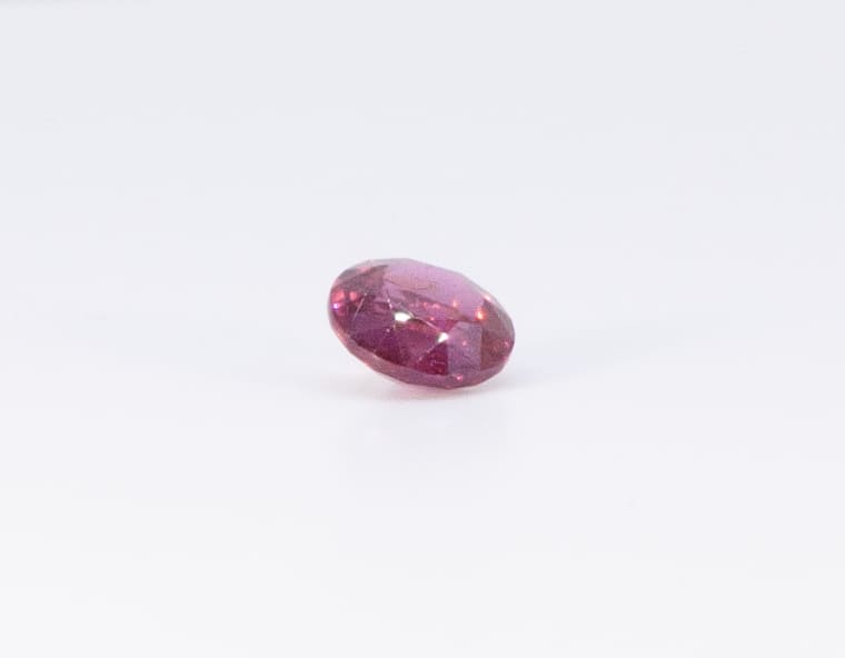 1.5ct Pink Garnet Cloud Round Shape (7.2x0x4.1 mm) Unheated gemstone from Sri Lanka