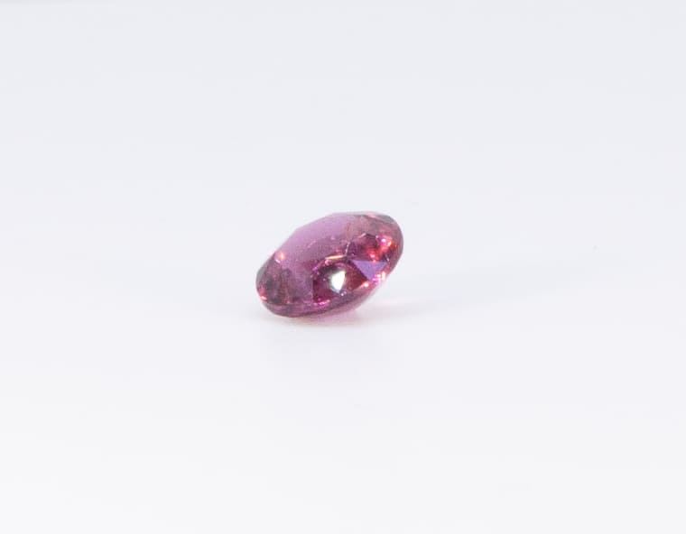 1.5ct Pink Garnet Cloud Round Shape (7.2x0x4.1 mm) Unheated gemstone from Sri Lanka