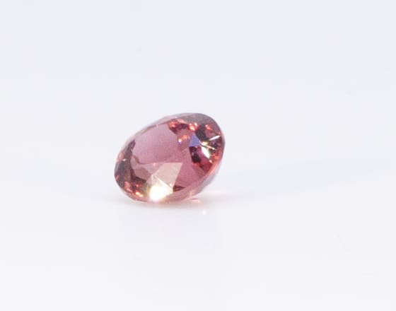 1.5ct Pink Tourmaline VVS Oval Shape (7.1x6.2x4.8 mm) Unheated gemstone from Sri Lanka