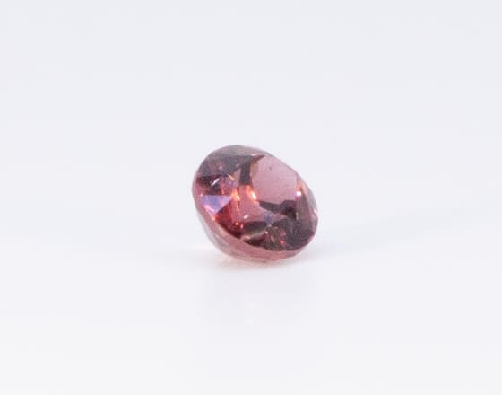 1.5ct Pink Tourmaline VVS Oval Shape (7.1x6.2x4.8 mm) Unheated gemstone from Sri Lanka