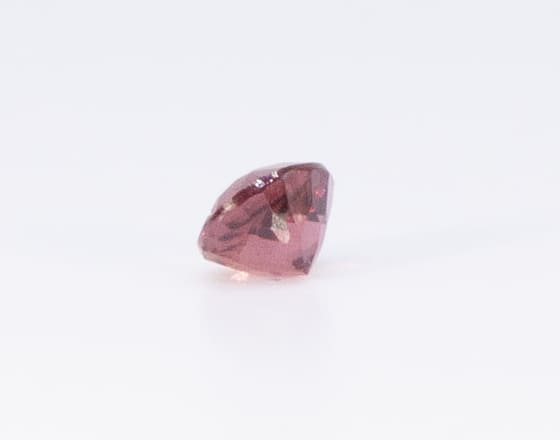 1.5ct Pink Tourmaline VVS Oval Shape (7.1x6.2x4.8 mm) Unheated gemstone from Sri Lanka