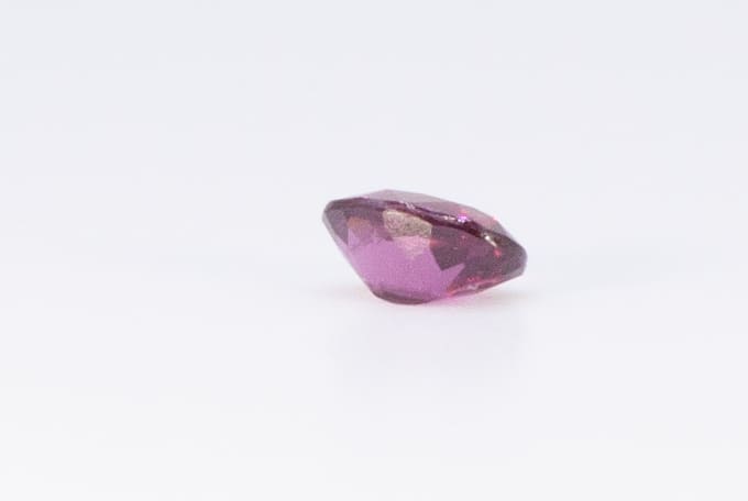 1.5ct Pink Tourmaline VVS Oval Shape (8.2x6.1x4.2 mm) Unheated gemstone from Sri Lanka