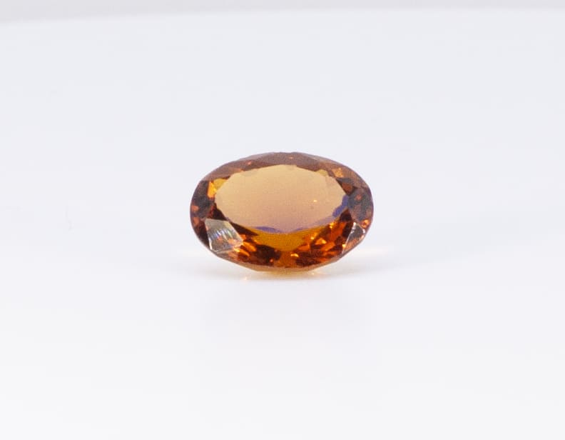 2.5ct Orange Garnet VVS Oval Shape (10.7x8.1x5.6 mm) Unheated gemstone from Sri Lanka