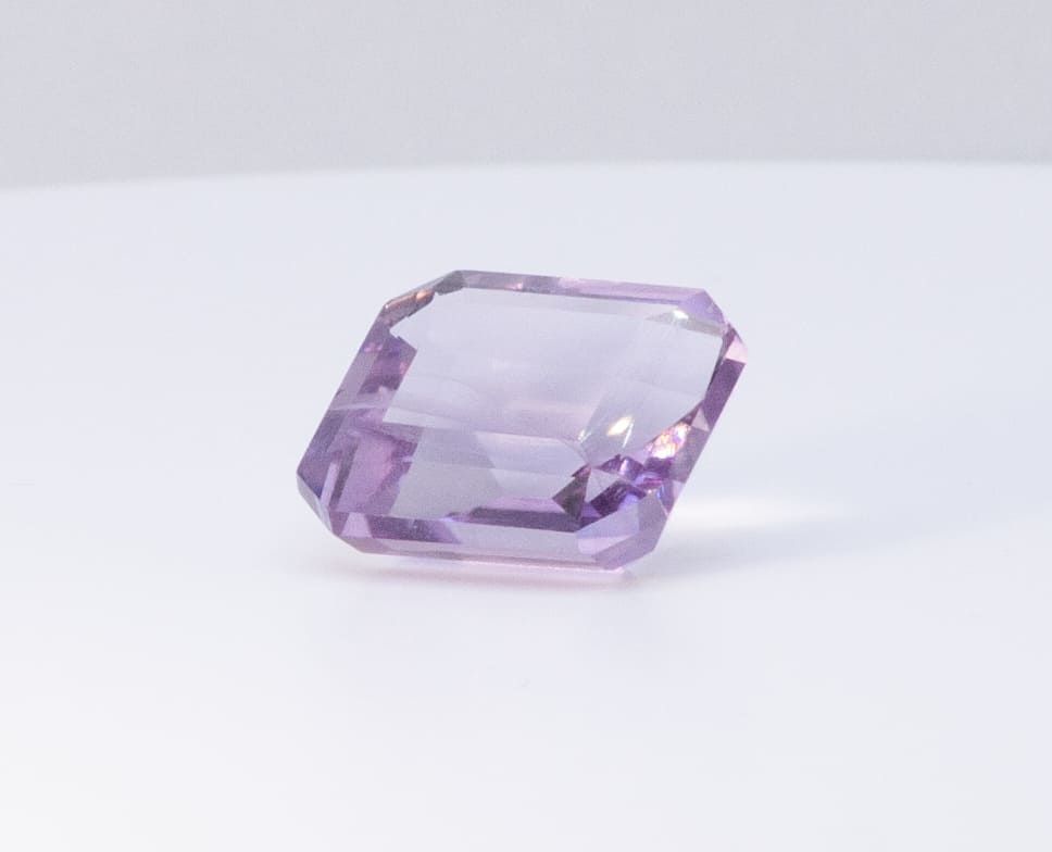 13.6ct Purple Amethyst VVS Emerald Shape (15.3x14.2x8.3 mm) Unheated gemstone from Sri Lanka