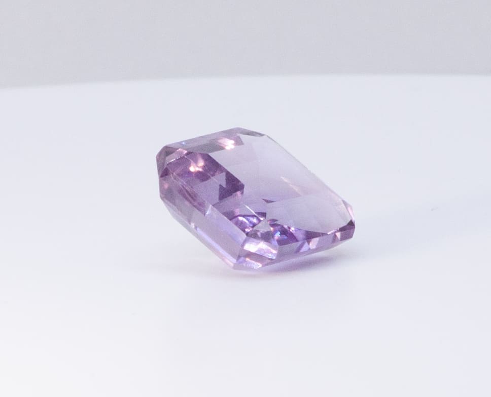 13.6ct Purple Amethyst VVS Emerald Shape (15.3x14.2x8.3 mm) Unheated gemstone from Sri Lanka