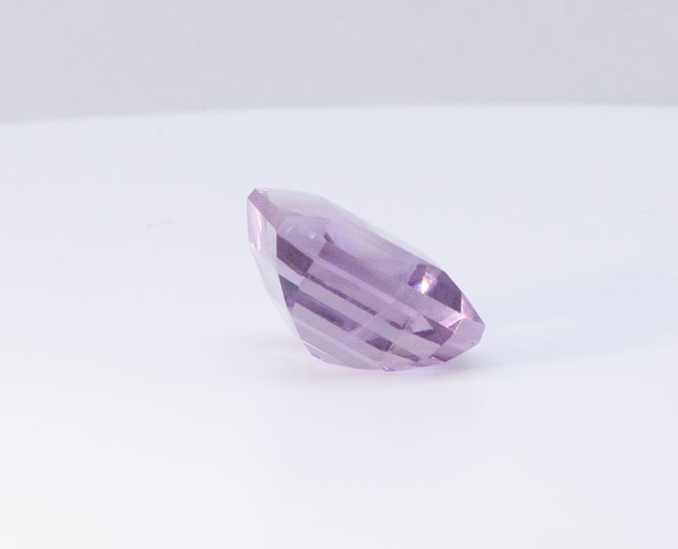 13.6ct Purple Amethyst VVS Emerald Shape (15.3x14.2x8.3 mm) Unheated gemstone from Sri Lanka