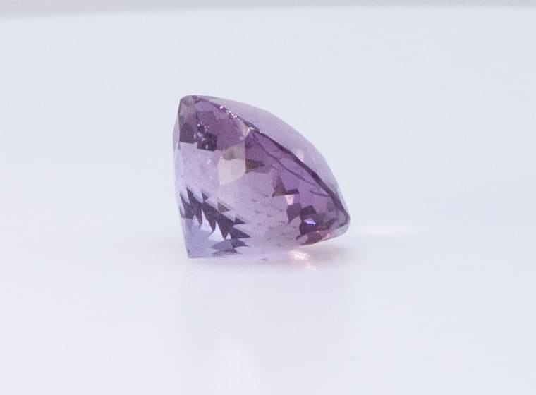 7.4ct Purple Amethyst VVS Round Shape (12.5x0x9.3 mm) Unheated gemstone from Sri Lanka