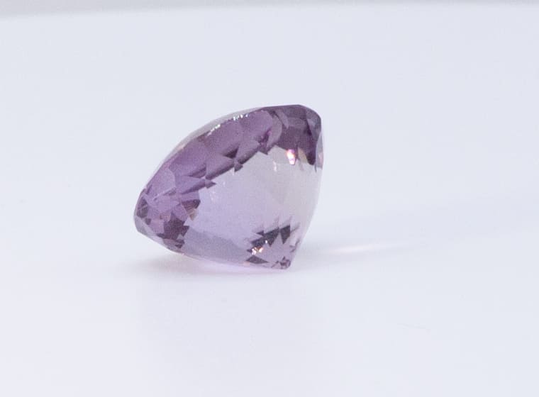 7.4ct Purple Amethyst VVS Round Shape (12.5x0x9.3 mm) Unheated gemstone from Sri Lanka