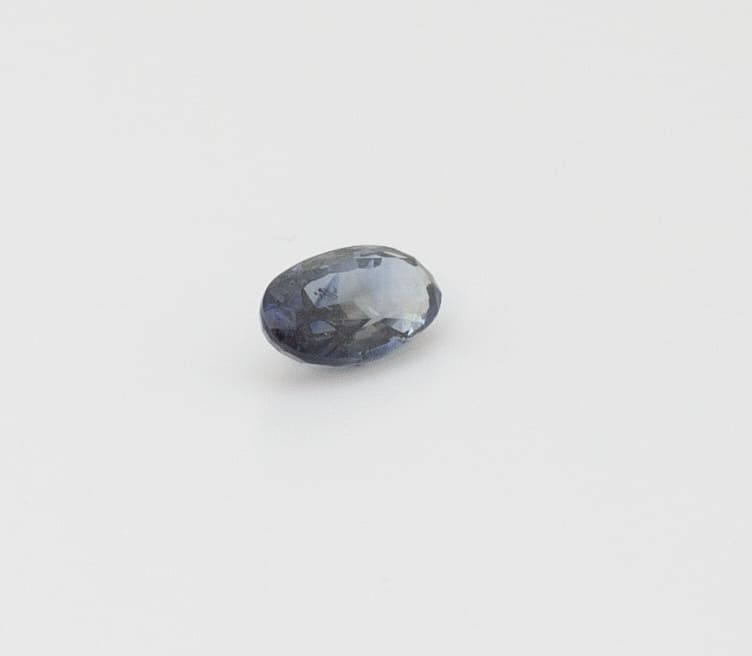 0.5ct Dodger Blue Sapphire VVS1 Oval Shape (7.6x4.1x2.8 mm) Unheated gemstone from Sri Lanka