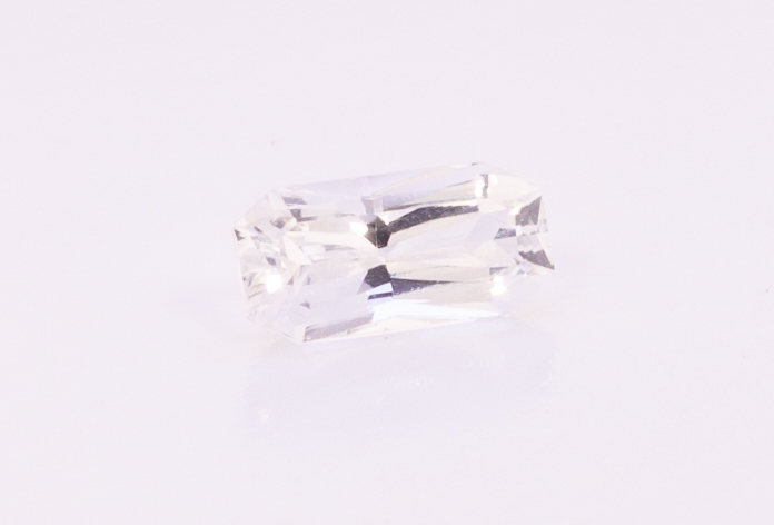 1.8ct White Sapphire SI1 Emerald Shape (9.3x4.5x4 mm) Unheated gemstone from Sri Lanka