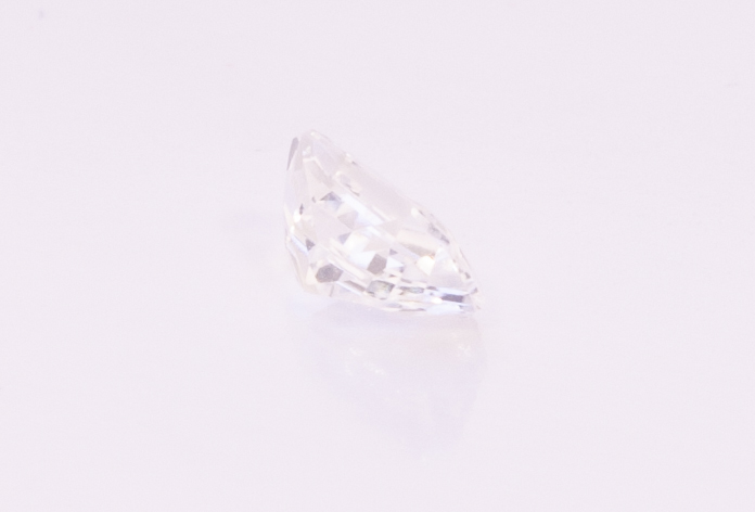 1.8ct White Sapphire SI1 Emerald Shape (9.3x4.5x4 mm) Unheated gemstone from Sri Lanka