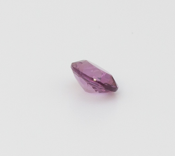 1ct Pink Tourmaline VVS Oval Shape (6.7x5.4x3.2 mm) Unheated gemstone from Sri Lanka