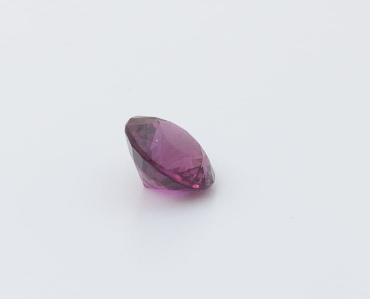 1.4ct Hot Pink Tourmaline VVS Round Shape (6.5x4.1x0 mm) Unheated gemstone from Sri Lanka