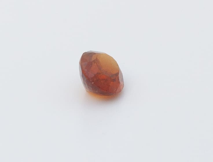 1.3ct Orange Citrine VVS Oval Shape (7.8x5.7x3.8 mm) Unheated gemstone from Sri Lanka