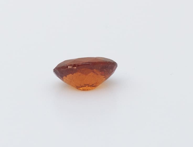 1.3ct Orange Citrine VVS Oval Shape (7.8x5.7x3.8 mm) Unheated gemstone from Sri Lanka