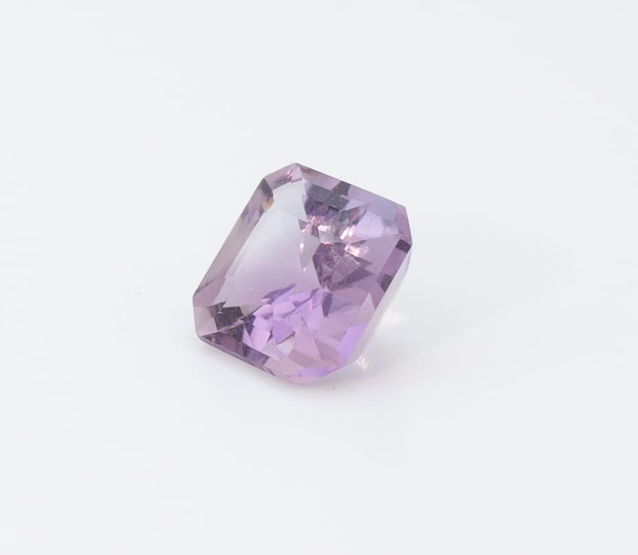 3.85ct Purple Amethyst VVS Asscher Shape (9.5x9.5x6.3 mm) Unheated gemstone from Sri Lanka