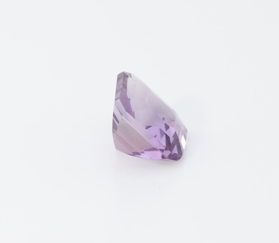 3.85ct Purple Amethyst VVS Asscher Shape (9.5x9.5x6.3 mm) Unheated gemstone from Sri Lanka