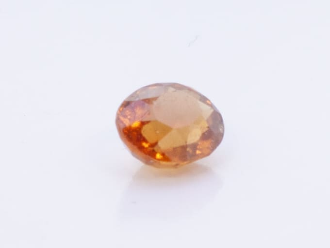 1.5ct Orange Citrine VVS1 Oval Shape (7.4x6.2x4.1 mm) Unheated gemstone from Sri Lanka