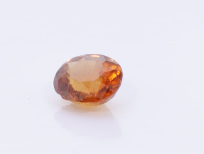 1.5ct Orange Citrine VVS1 Oval Shape (7.4x6.2x4.1 mm) Unheated gemstone from Sri Lanka